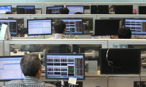 BURSA SAHAM : MNC Securities: Valuasi IHSG Makin Mahal, Perhatikan 14 Saham Ini