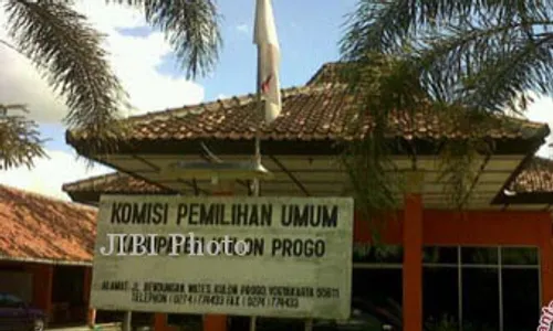 PEMILU 2014 : Warsono Terpilih Jadi Ketua KPU Kulonprogo