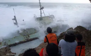 KAPAL TERDAMPAR : Tim SAR Gunungkidul Siaga Penuh