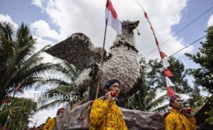 TRADISI RASULAN SAMBUT IDUL ADHA