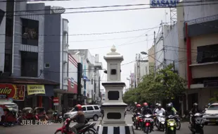 TUGU SINGOSAREN SOLO AKAN DIBONGKAR