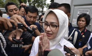 Airin dan Kepala-Kepala Daerah Datangi KPK