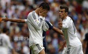 REAL MADRID 2-0 MALAGA : Ancelotti Yakin Koneksi Bale-Ronaldo