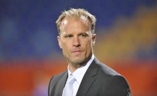 Dennis Bergkamp Ingin Kembali ke Arsenal sebagai Pelatih