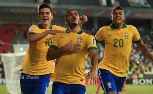 WORLD CUP U-17 : Gol-Gol Telat Brazil ke Gawang Rusia Bawa Tim Samba ke Perempatfinal