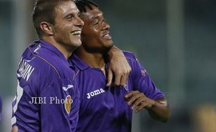 LIGA EUROPA : Fiorentina Pecundangi Pandurri 3-0