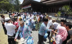 KEBERANGKATAN CALHAJ SOLO