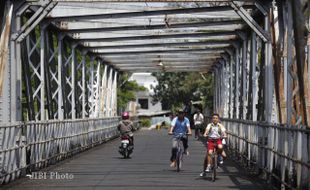 Apa Itu Onggo-Inggi, Sosok yang Kerap Muncul di Jembatan Jurug Solo?