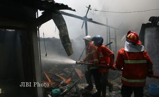 KEBAKARAN BOJONEGORO : BPBD Bojonegoro Tangkal Laporan Palsu Kebakaran