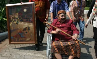 PAK RADEN MENINGGAL : Perawat Ungkap Kondisi Pak Raden Sebelum Wafat