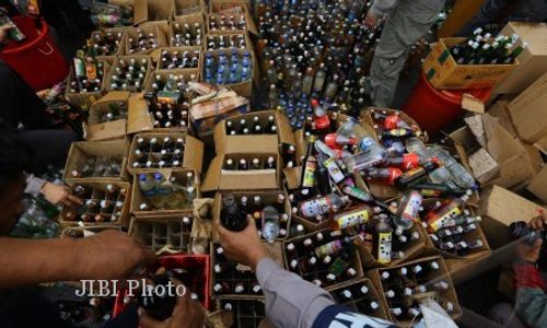 PEREDARAN MIRAS DI JOGJA : 12 Penjual Miras Terjaring, Disidang Tindak Pidana Ringan