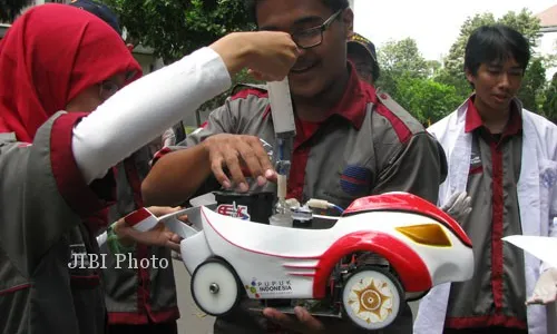 Dua Mobil Mini UGM Raih Prestasi Tingkat Internasional 