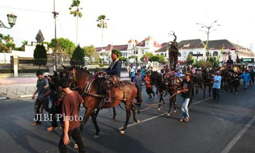 ROYAL WEDDING NGAYOGYAKARTA : Pagi Ini Kirab Dimulai