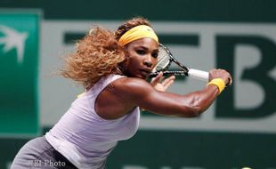 WTA TENNIS CHAMPIONSHIPS 2013 : Serena Raih Tiket Pertama ke Semifinal