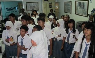 SMAN 1 CEPOGO BOYOLALI BERKUNJUNG KE SOLOPOS