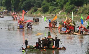 FESTIVAL BENGAWAN SOLO : Hari Ini Festival Gethek Dibuka Wali Kota