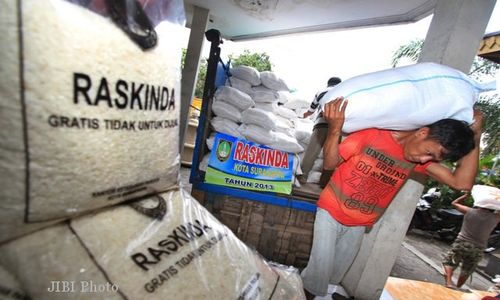 RASKIN DAERAH : Beras Terlalu Lama Disimpan di Gudang Bisa Timbulkan Polemik