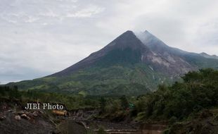 AKTIVITAS MERAPI : Dentuman Merapi di Bantul Tidak Berpotensi Gempa Bumi