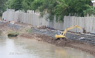 MUSIM PENGHUJAN 2014 : Ada 17 Daerah Rawan Banjir di Jateng Selama Musim Penghujan