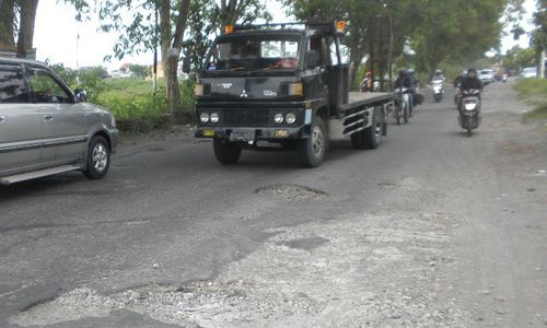 JALAN MULAI RUSAK LAGI