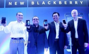 BLACKBERRY Z30 DILUNCURKAN DI INDONESIA