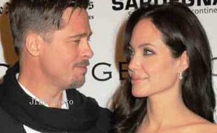 Angelina Jolie Minta Cerai Karena Brad Pitt Sering Mabuk-Mabukan?