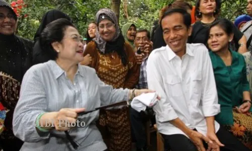 JOKOWI CAPRES : Bantah Jokowi Capres Boneka, Ini Jawaban Megawati