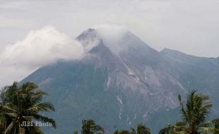 AKTIVITAS GUNUNG MERAPI : BPPTKG akan Mendaki Puncak untuk Identifikasi Endapan