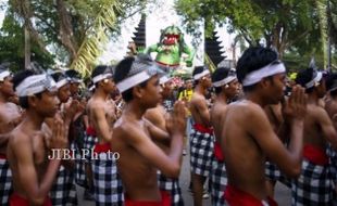 OGOH-OGOH DI KIRAB AGUNG NUSWANTORO