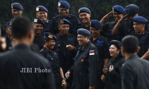 SBY Jadi Warga Kehormatan Brimob