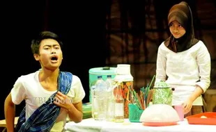 FESTIVAL TEATER JAWA :  Solo Borong Penghargaan se-Jateng