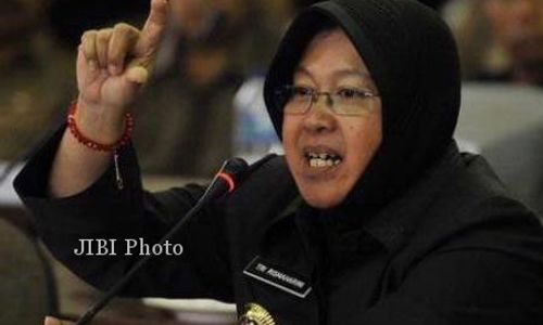 TAMAN BUNGKUL RUSAK : Kedatangan Tamu Negara, Risma Kebut Perbaikan Taman