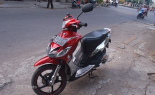 MODIFIKASI SEPEDA MOTOR : Matic Tampil Makin Kinclong, Ini Dia!