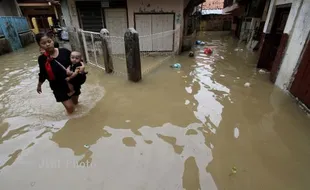 Puncak Musim Hujan, Warga DIY Diminta Waspada Banjir & Tanah Longsor