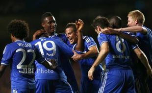 LIGA CHAMPIONS GRUP E & F :  Chelsea vs Schalke 3-0, Napoli Kalahkan Marseille 3-2