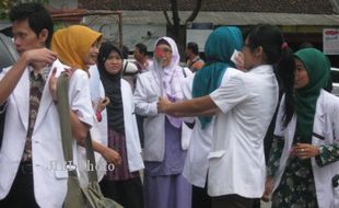 KASUS DR AYU : “Demo, Dokter Langgar Sumpah!”