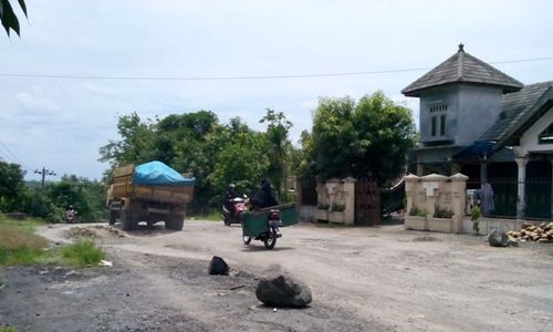 Proyek Tol Rusak Jalan Mangu-Nogosari 