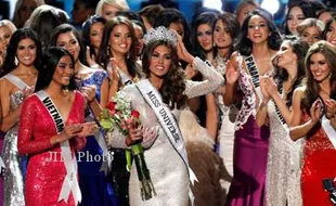 MISS UNIVERSE 2013 : Menangi Gelar, Miss Universe 2013 Persatukan Venezuela