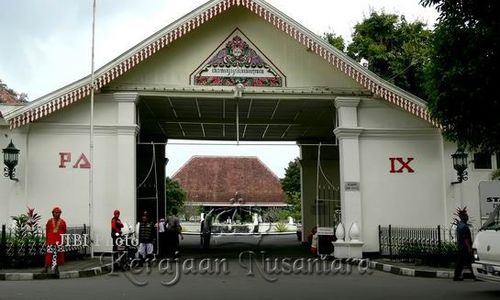 PAKUALAMAN JOGJA : Raja Indrapura Kagum Kekuatan Politik Kerajaan 