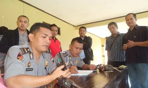 Tim Propam Periksa Senpi Jajaran Polres Karanganyar