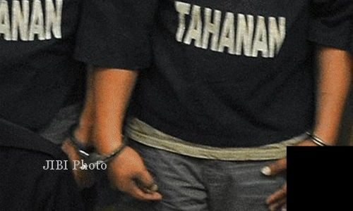 PENCURIAN DI TUBAN : Seru, Maling Ini Lawan Polisi dengan Tangan Terborgol