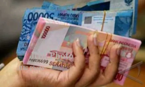 GAJI PNS 2015 : Tamsil PNS Solo bakal Naik Jadi Rp800.000