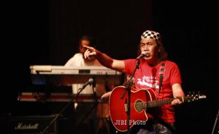 FOTO SAWUNG JABO : KONSER CERITA JALANAN