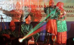 FESTIVAL MUSIKALISASI PUISI : Badan Bahasa Boyong Musikalisasi Puisi dari 18 Provinsi