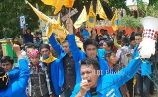 Penangkapan 3 Ketua PMII Picu Aksi Solidaritas   