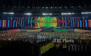 Foto SEA Games : Penari Beraksi di Upacara Penutupan