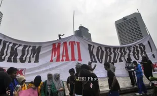 Hari Antikorupsi di Jateng Diperingati dengan Jalan Sehat di Simpang Lima Semarang