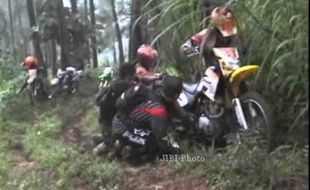 Jumlah Crosser Terjebak di Hutan Watulimo Tak Jelas