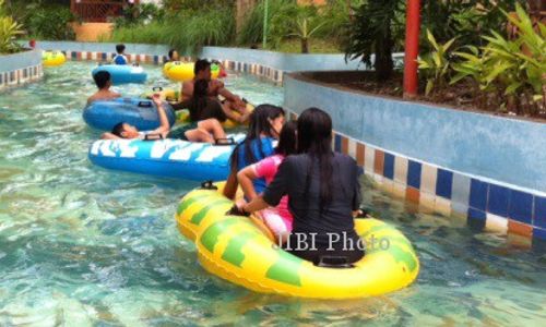 TAHUN BARU 2014 : Ciputra Waterpark Targetkan 6.000 Pengunjung