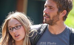 PAUL WALKER MENINGGAL : Pacar Paul Walker Terpukul